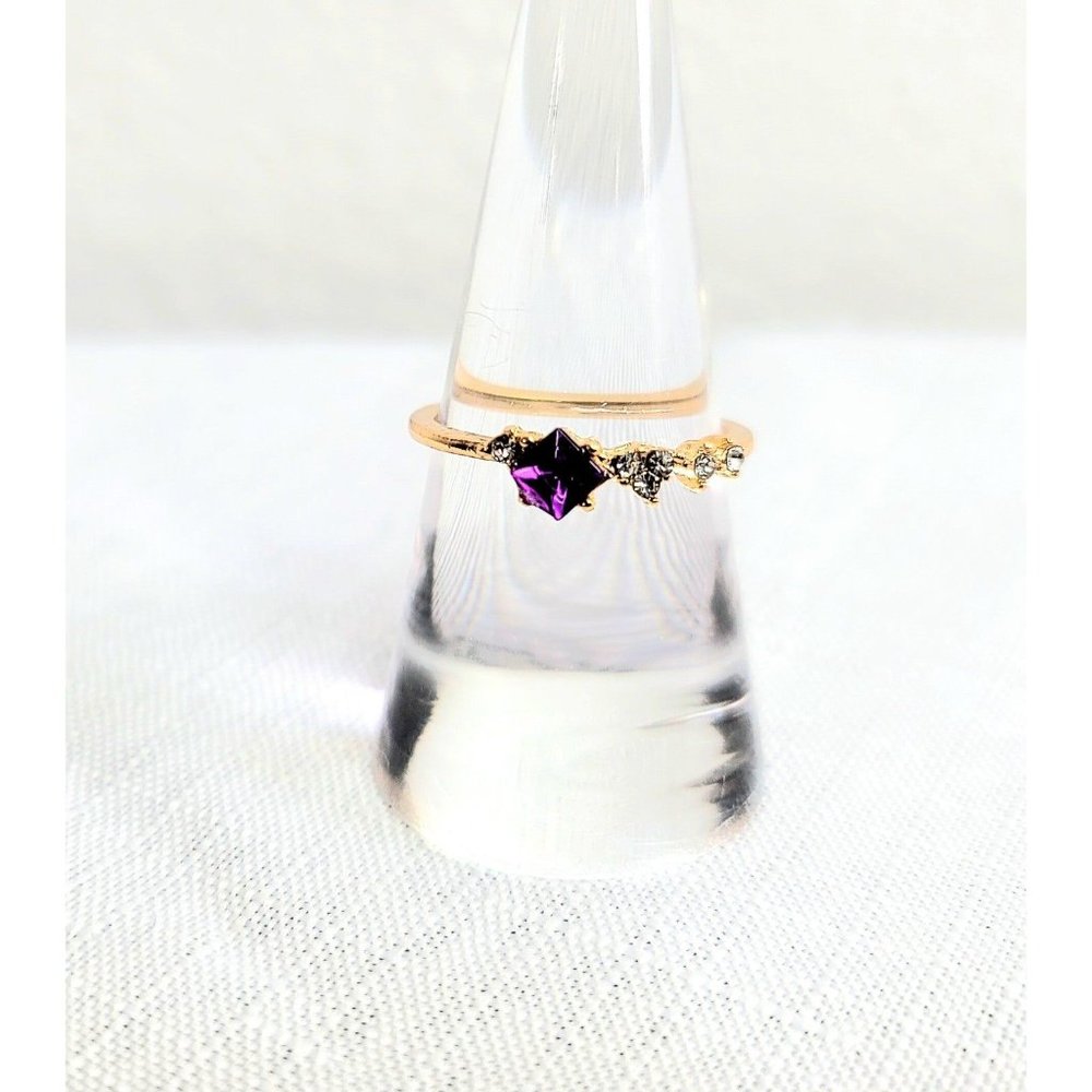 Vintage Gold Purple Jewel & Cubic Zirconia Ring Size 8 Women's Jewelry